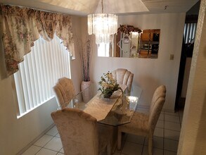 9775 N 93rd Way, Unit 260 in Scottsdale, AZ - Building Photo - Building Photo
