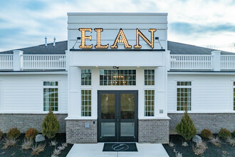 Elan Park Apartments in Columbus, OH - Building Photo - Building Photo
