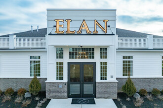 Elan Park Apartments in Columbus, OH - Building Photo - Building Photo