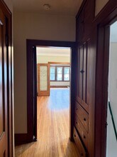 961 Nottingham Rd, Unit 961 Lower in Grosse Pointe Park, MI - Foto de edificio - Building Photo