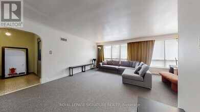 174 Caribou Rd in Toronto, ON - Building Photo - Building Photo