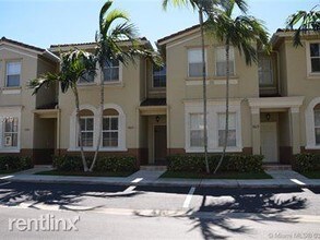 4602 SW 160th Ave-Unit -Apt 522-1 in Miramar, FL - Foto de edificio - Building Photo