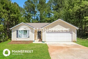 64 Mineral Springs Ln in Newnan, GA - Building Photo