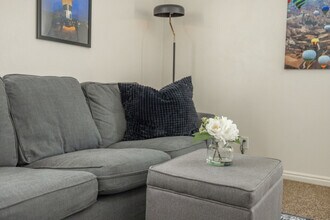 924 Lowell Ave S in Salt Lake City, UT - Building Photo - Building Photo