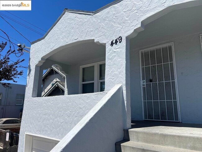 449 E 9th St in Pittsburg, CA - Building Photo - Building Photo
