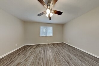 7010 Durango Dr in Magnolia, TX - Building Photo - Building Photo