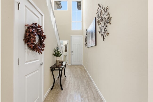 property at 737 E Beauchamp Dr