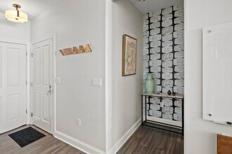 1905 N Water St in Milwaukee, WI - Building Photo - Building Photo