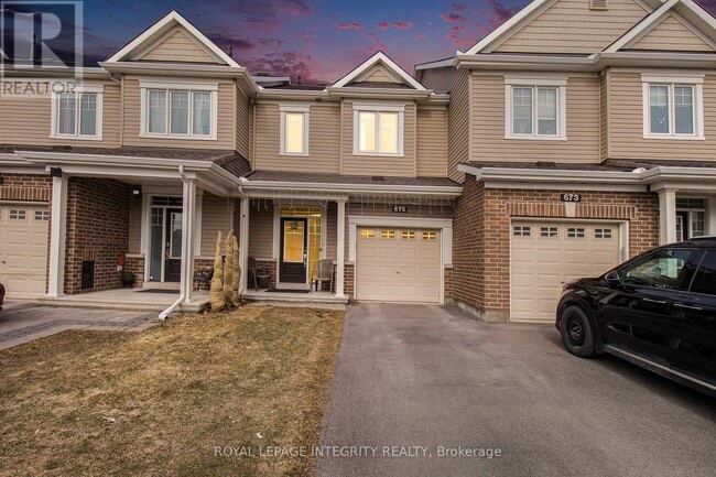 property at 675 Lauraleaf Cres