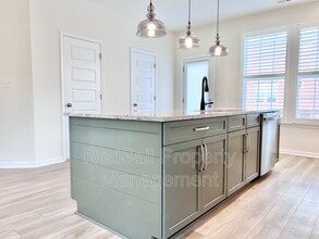 551 Red Hill Rd in Newport News, VA - Building Photo - Building Photo