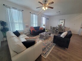 11218 E Park St in Sugar Land, TX - Building Photo