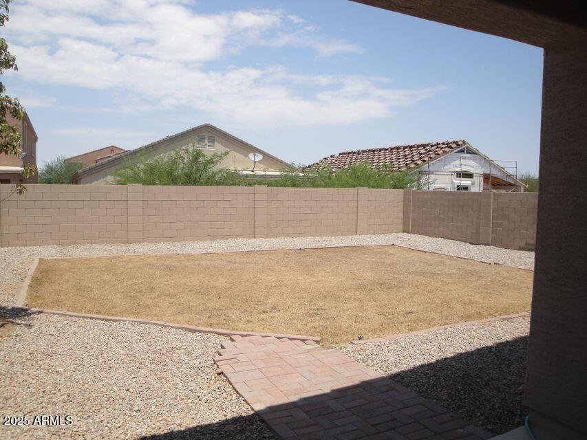 37128 W Mondragone Ln in Maricopa, AZ - Building Photo