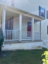 4801 Waltonshire Cir, Unit 12 in Olney, MD - Building Photo - Building Photo