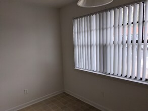 3215 Baird Ave, Unit F-36 in Lakeland, FL - Building Photo - Building Photo