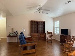 301 Amanda Dr in Ashland, MO - Building Photo - Building Photo