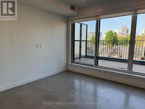 41-41 River St in Toronto, ON - Building Photo - Building Photo