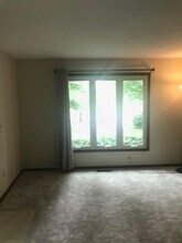 339 Clover Ln in Dublin, OH - Building Photo - Building Photo