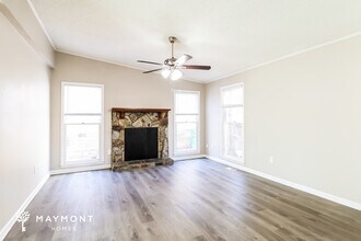 8200 Chrisbry Ln in Charlotte, NC - Building Photo - Building Photo