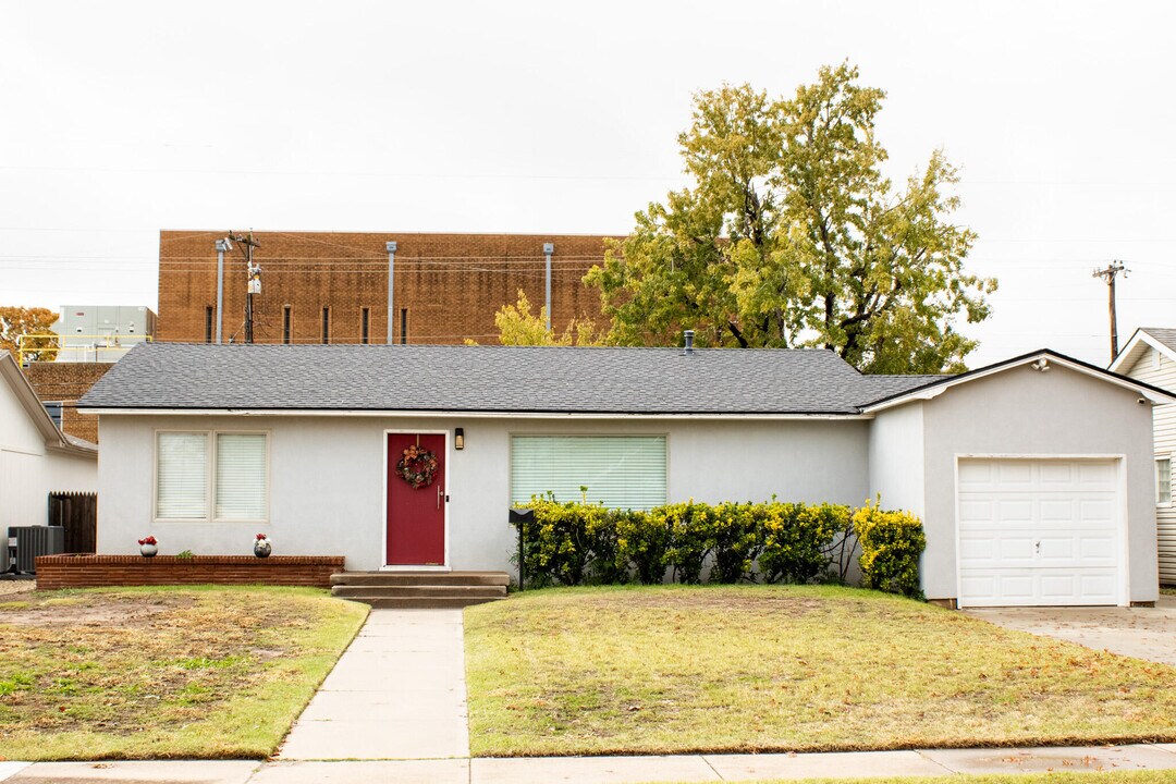 4309 33rd St in Lubbock, TX - Building Photo