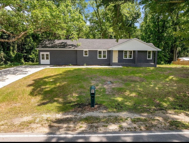 property at 1496 Kellum Loop Rd