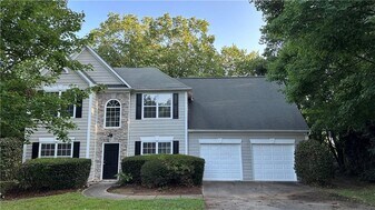 1830 Westwind Dr in Cumming, GA - Building Photo