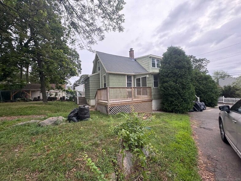 65 Short Beach Rd, Unit 423 in East Haven, CT - Building Photo