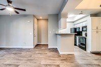 Building Photo - Tatum Place Apartments in Phoenix, Arizona