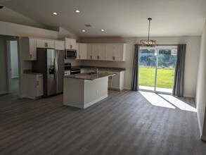 5837 Babian Rd in North Port, FL - Building Photo - Building Photo