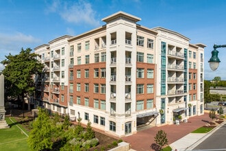 The Mint 425 in Charlotte, NC - Foto de edificio - Building Photo
