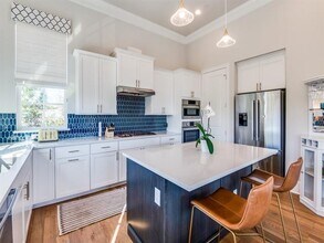 2114 Wenge Ln in Dallas, TX - Building Photo - Building Photo