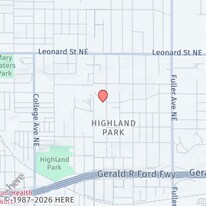 931 Emerald Ave NE in Grand Rapids, MI - Building Photo