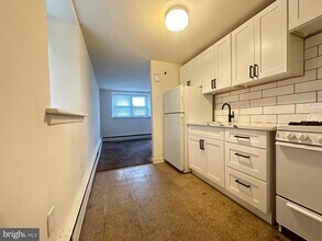 7712-14 Watson St in Philadelphia, PA - Building Photo - Building Photo