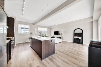 11280 Pazarena Pl in Maple Ridge, BC - Building Photo - Building Photo