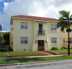 123 Menores Ave in Coral Gables, FL - Building Photo - Building Photo