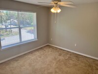 716 Powell Dr in Niceville, FL - Building Photo - Building Photo