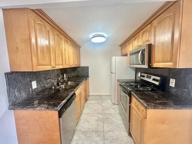 property at 1067 Cornwall D