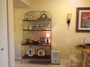 2108 SE Edler Dr in Stuart, FL - Foto de edificio - Building Photo