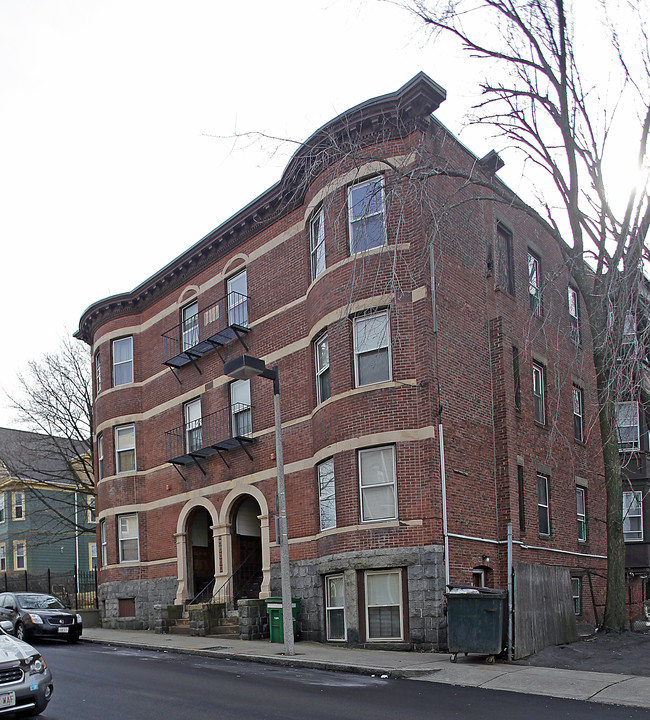 3-5 Edwin St in Boston, MA - Foto de edificio