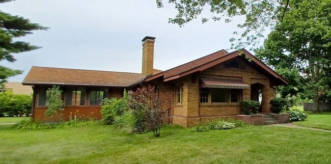 property at 19049 6th St