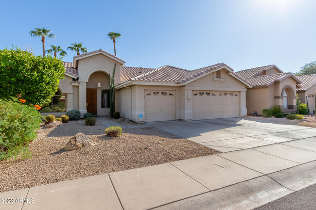 9381 DAVENPORT Dr in Scottsdale, AZ - Foto de edificio - Building Photo