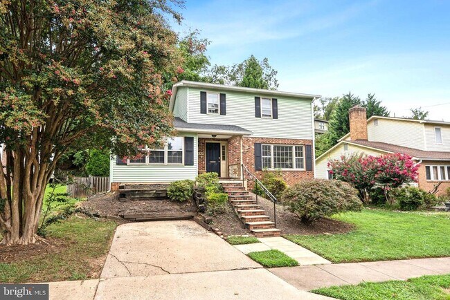 1208 N Quantico St in Arlington, VA - Building Photo - Building Photo