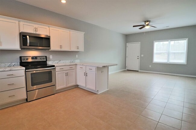 130 Summerlin Ln in Holly Ridge, NC - Building Photo - Building Photo