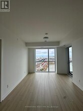 3071 Trafalgar Rd in Oakville, ON - Building Photo - Building Photo