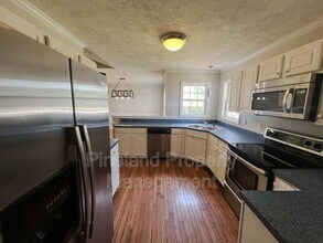 7228 Beaver Run Dr in Fayetteville, NC - Building Photo - Building Photo