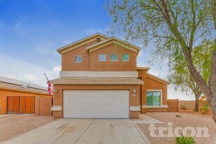 24401 N Lost Dutchman Way in Florence, AZ - Building Photo