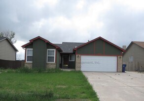 7165 Allens Park Dr in Colorado Springs, CO - Building Photo