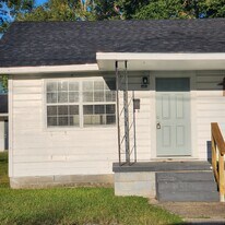 505 N Haugh Ave in Picayune, MS - Building Photo