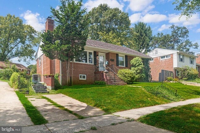 10502 Glenhaven Dr in Silver Spring, MD - Building Photo - Building Photo