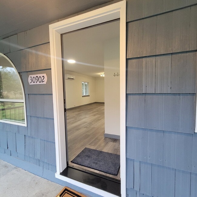 30902 State Rte 20 in Sedro Woolley, WA - Building Photo - Building Photo