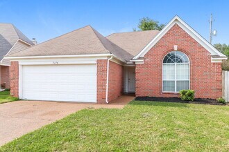 7174 McCleskey Cove in Cordova, TN - Building Photo - Building Photo